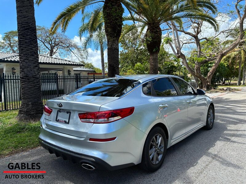 Used 2020 Kia Optima LX FWD image 5