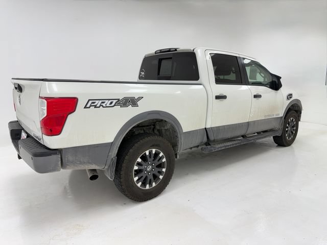 Used 2019 Nissan Titan PRO-4X w/ Pro-4x Convenience Package AWD/4WD image 21