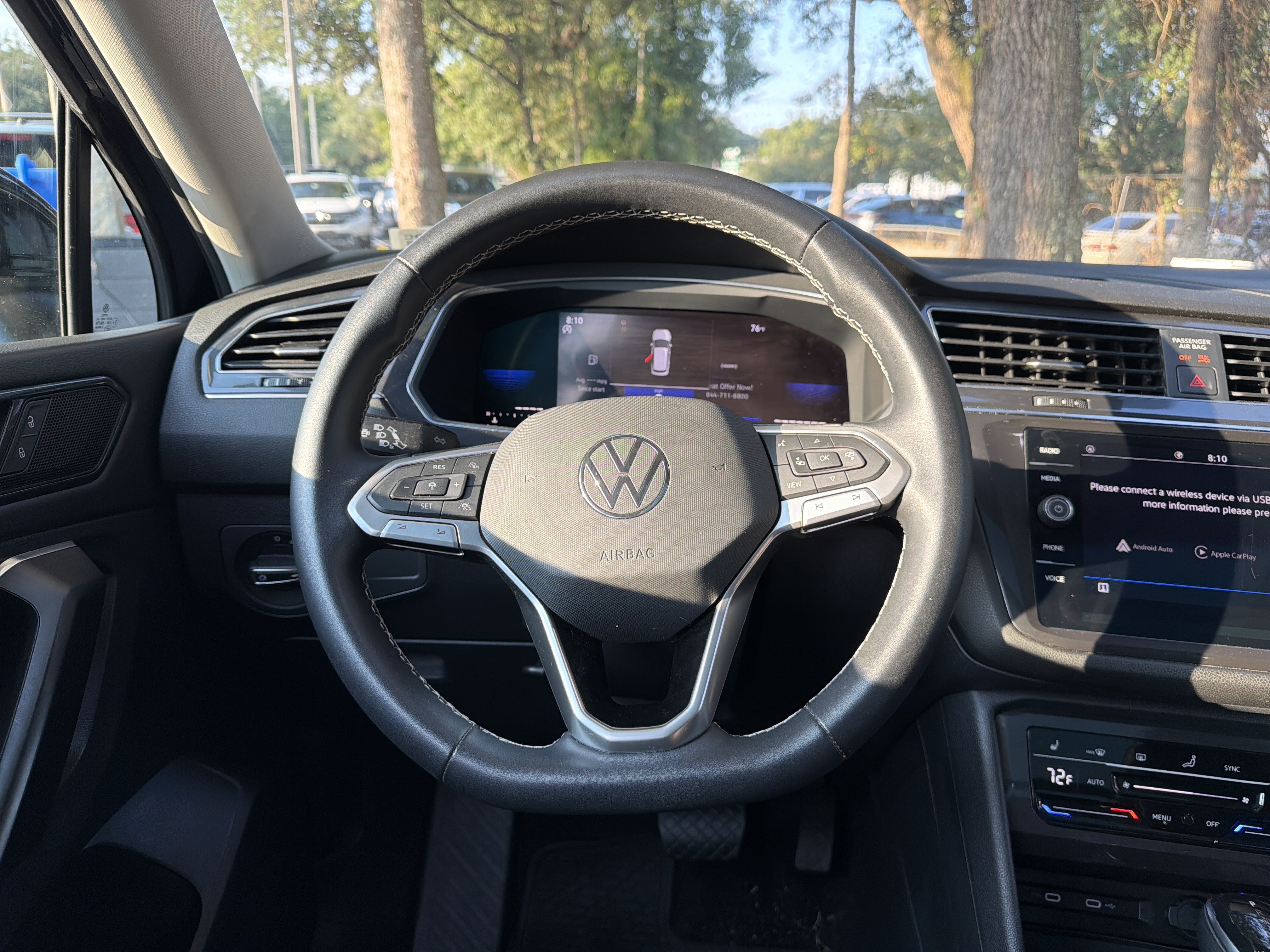 Used 2022 Volkswagen Tiguan SE FWD image 32