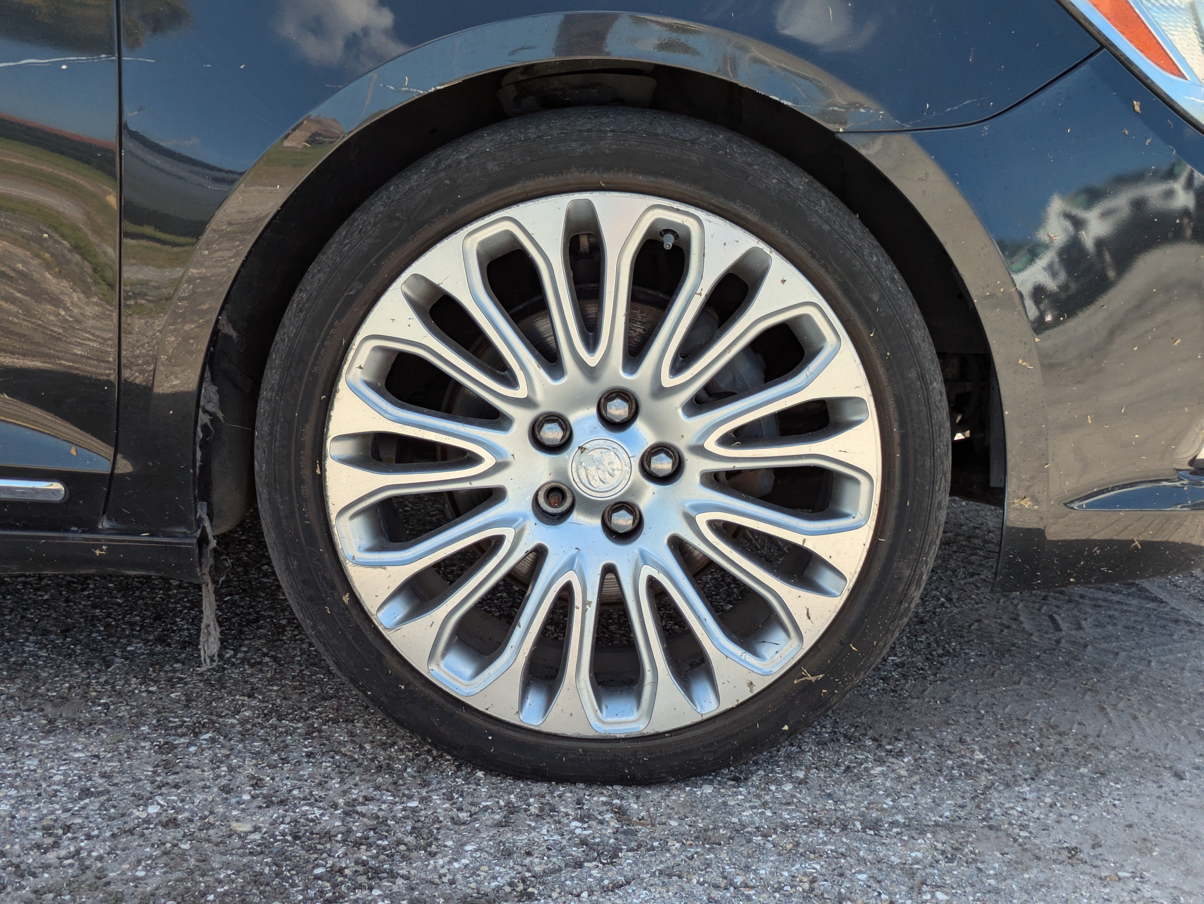 Used 2015 Buick LaCrosse Premium w/ Ultra Luxury Package FWD image 11