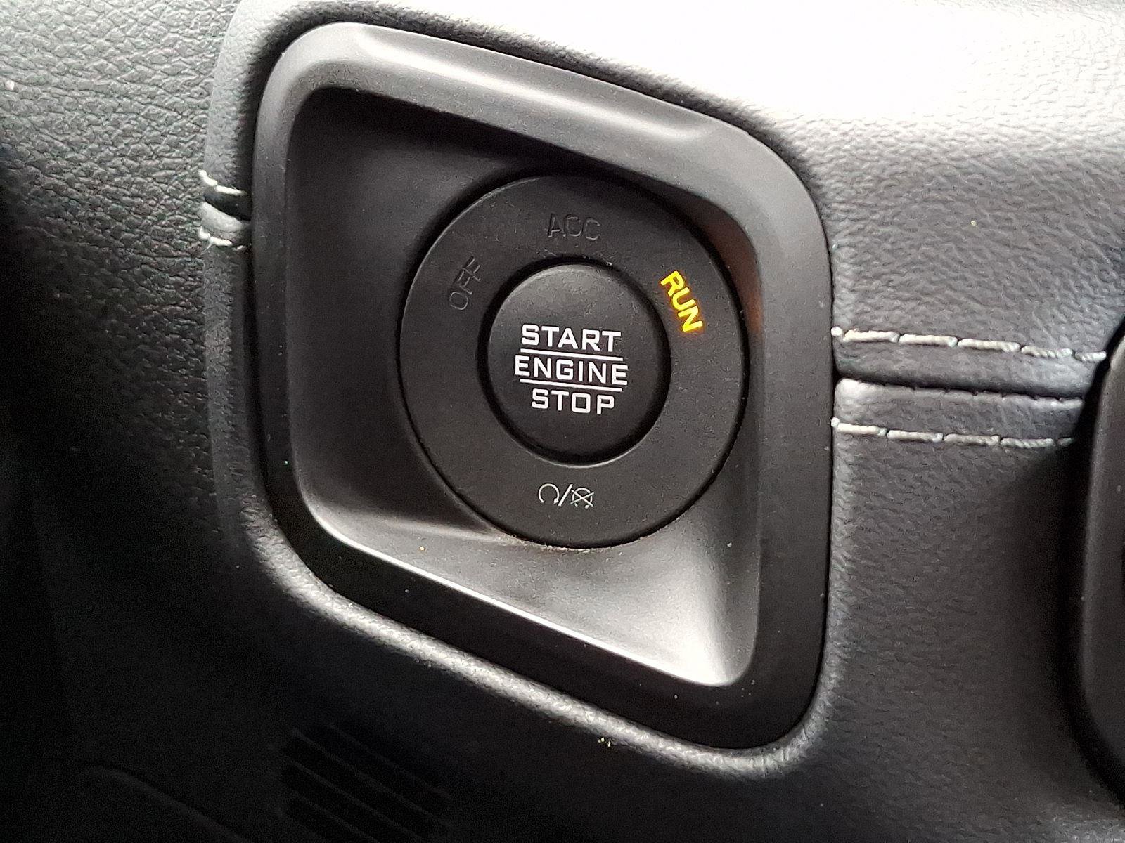 Certified 2025 Jeep Wrangler Unlimited Rubicon w/ Convenience Group image 23