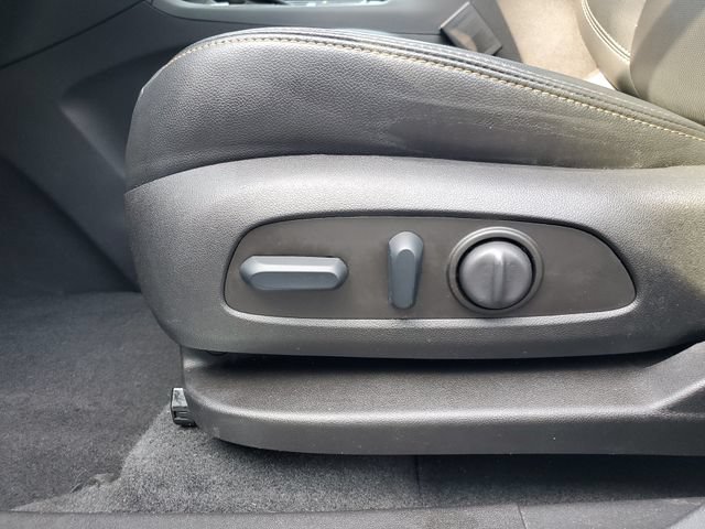 Certified 2023 Chevrolet Equinox Premier AWD/4WD image 24