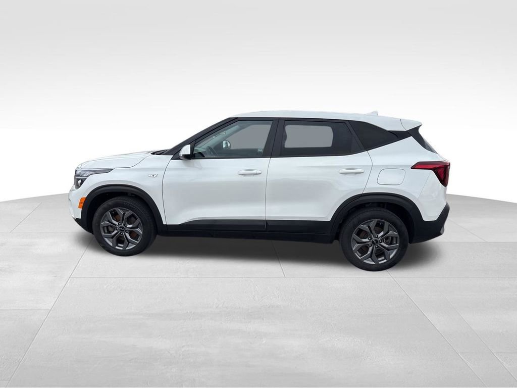 Certified 2024 Kia Seltos LX image 7
