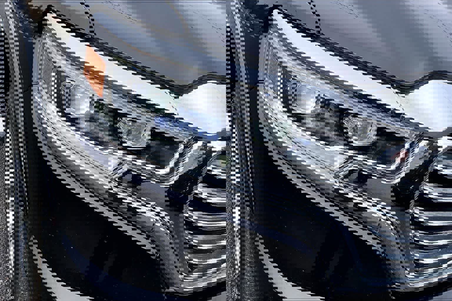 Used 2022 RAM 1500 Limited w/ Body-Colour Bumper Group image 31