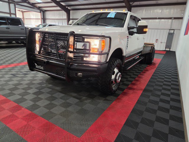 Used 2017 Ford F350 Lariat w/ Lariat Value Package AWD/4WD image 20