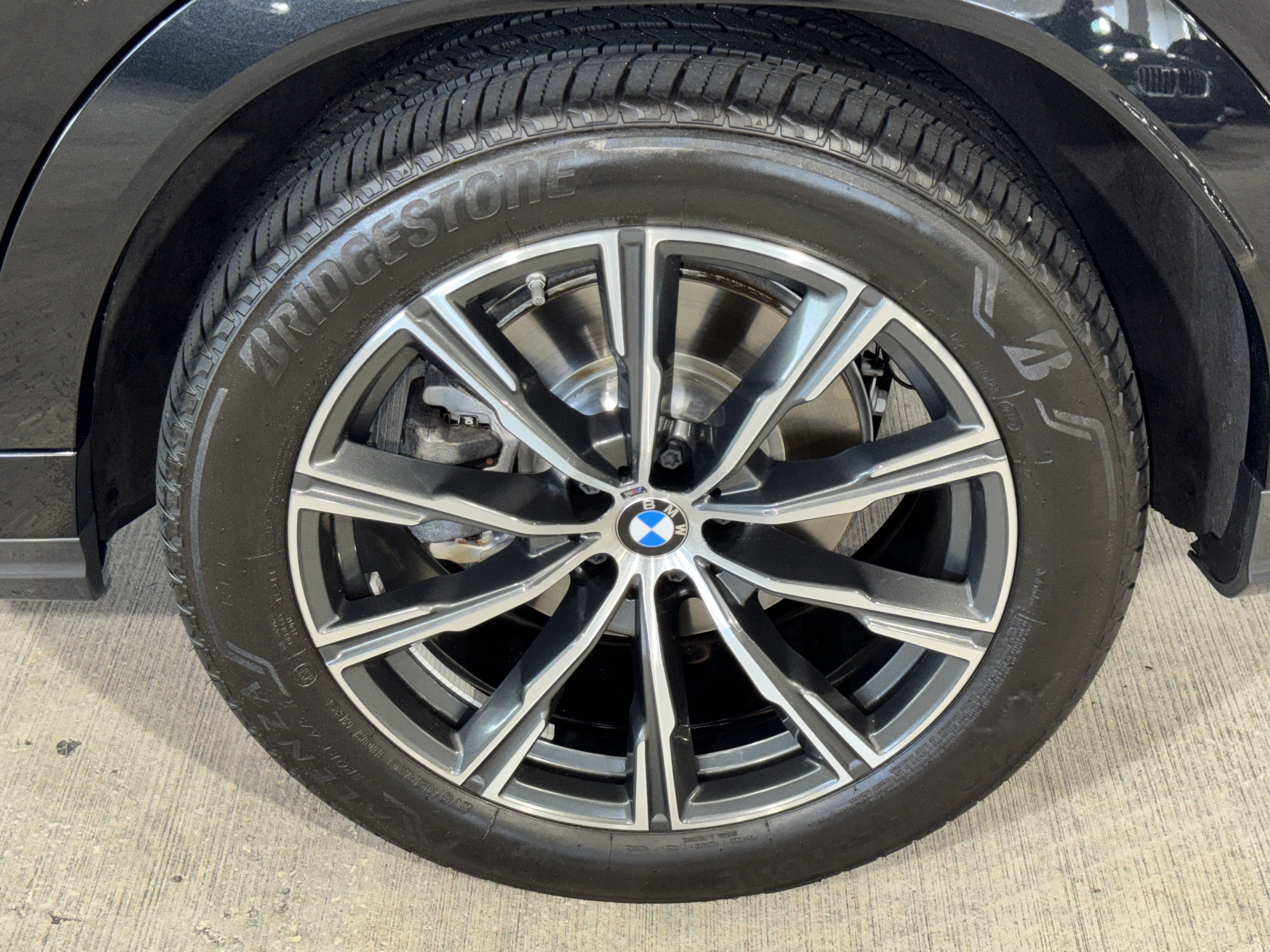 Certified 2026 BMW X6 xDrive40i AWD/4WD image 36