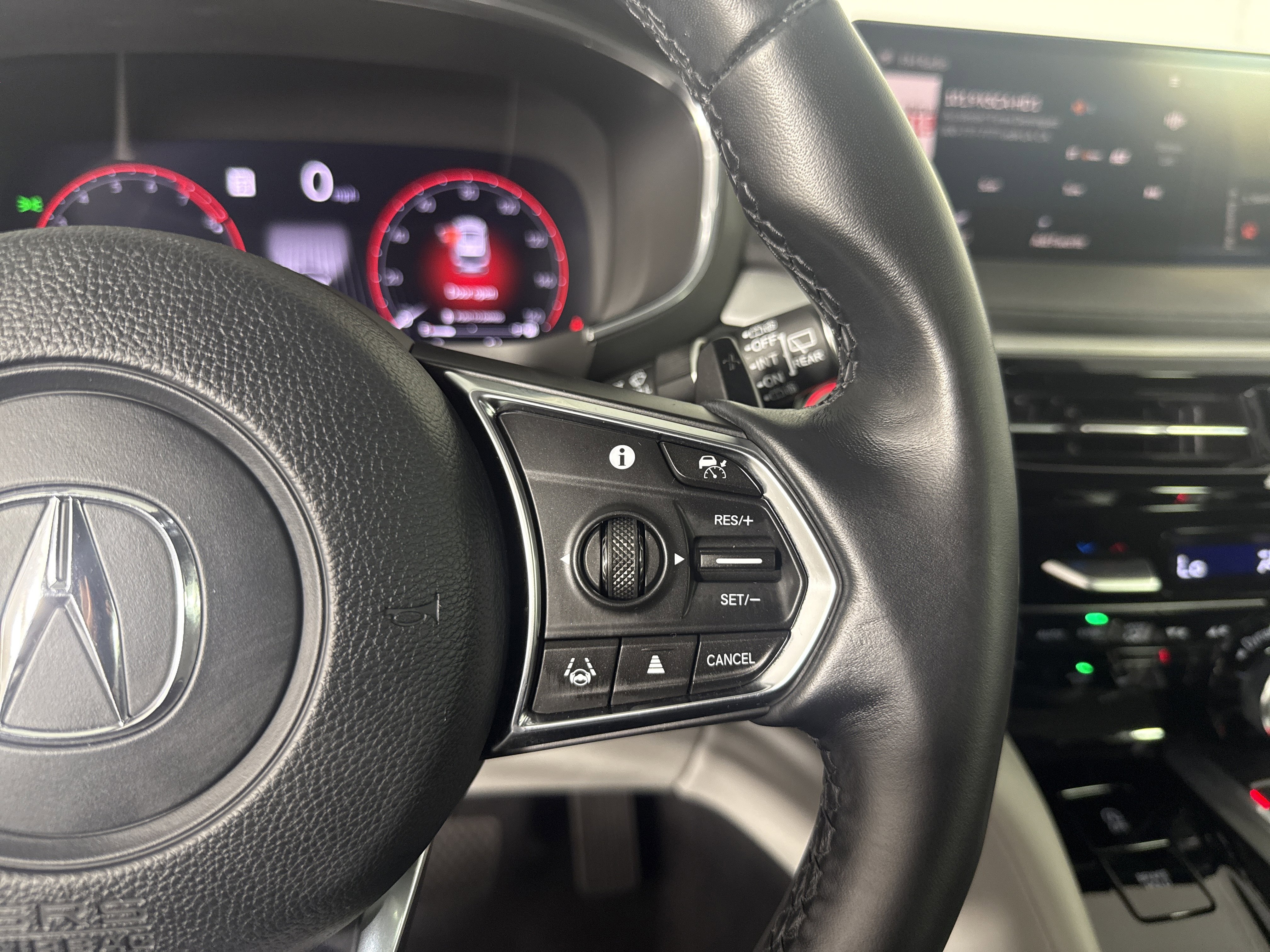 Used 2023 Acura MDX FWD w/ Technology Package image 30