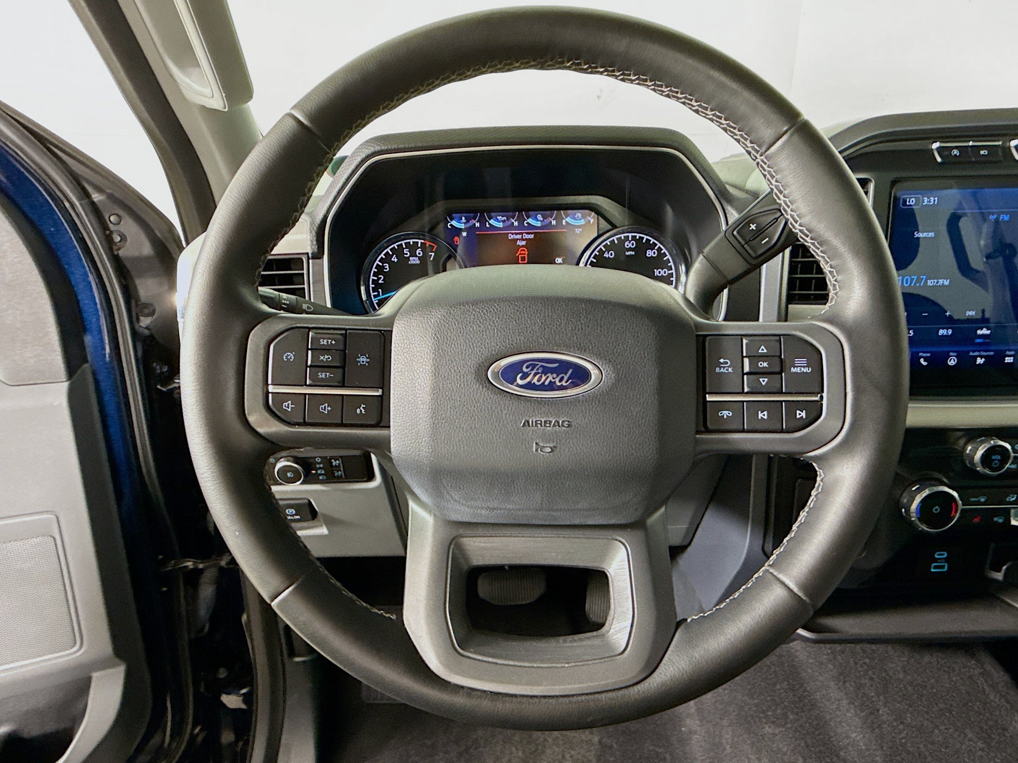 Used 2023 Ford F150 XLT w/ Equipment Group 302A High RWD image 11