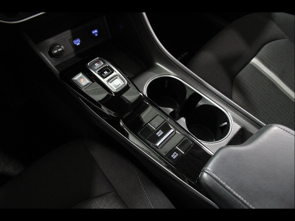 Used 2023 Hyundai Sonata SE FWD image 14