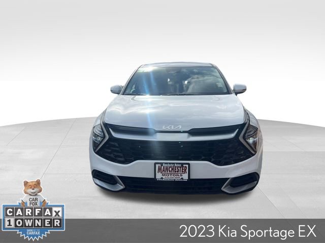 Used 2023 Kia Sportage EX image 3