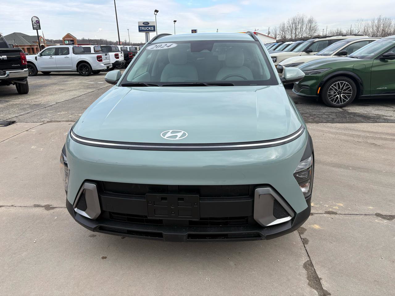 Used 2024 Hyundai Kona SEL image 8