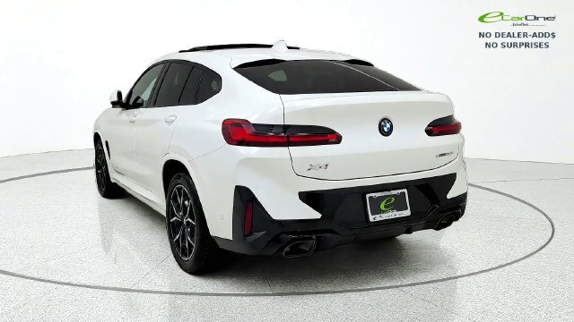 Used 2025 BMW X4 xDrive30i AWD/4WD image 6
