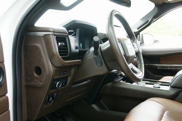 Used 2022 Ford Expedition Max King Ranch image 18