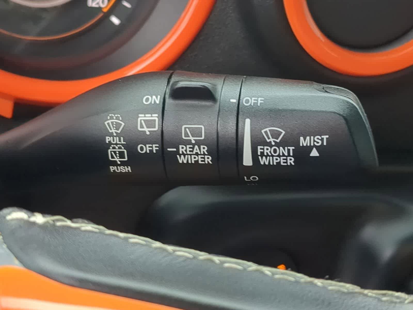 Used 2019 Jeep Wrangler Unlimited Sahara w/ Cold Weather Group AWD/4WD image 25