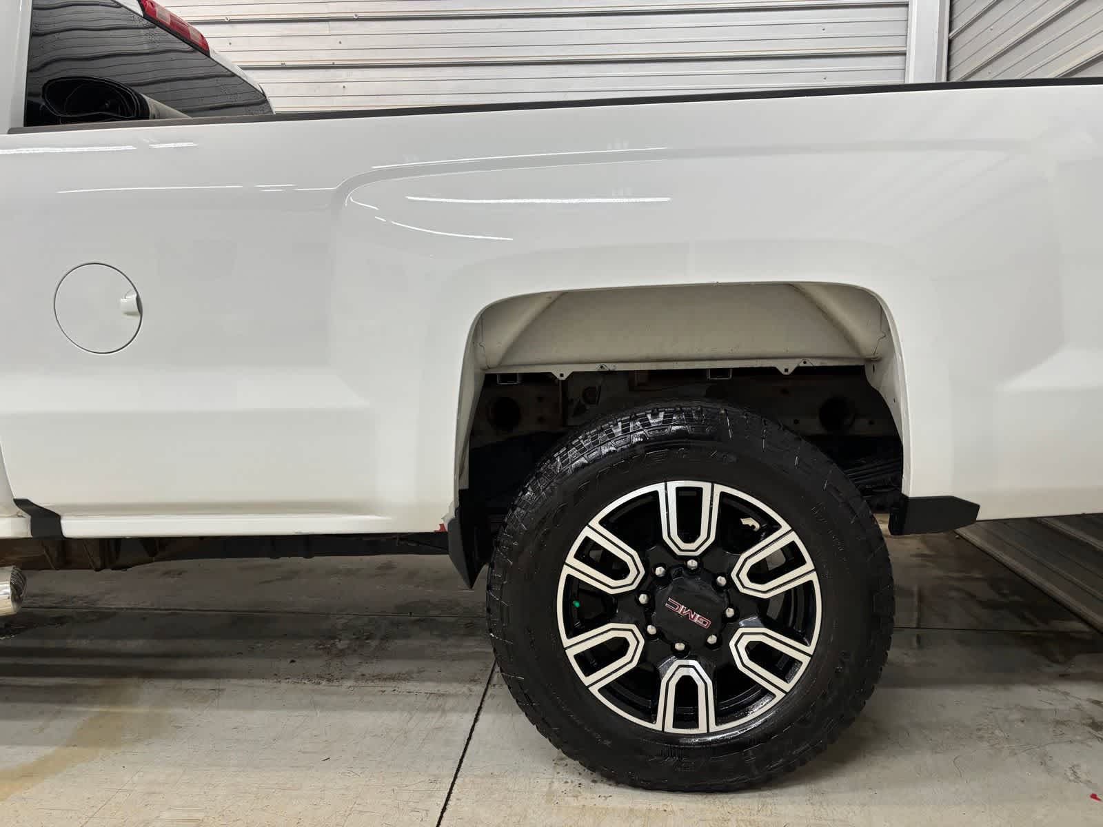 Used 2015 Chevrolet Silverado 2500 LT AWD/4WD image 8