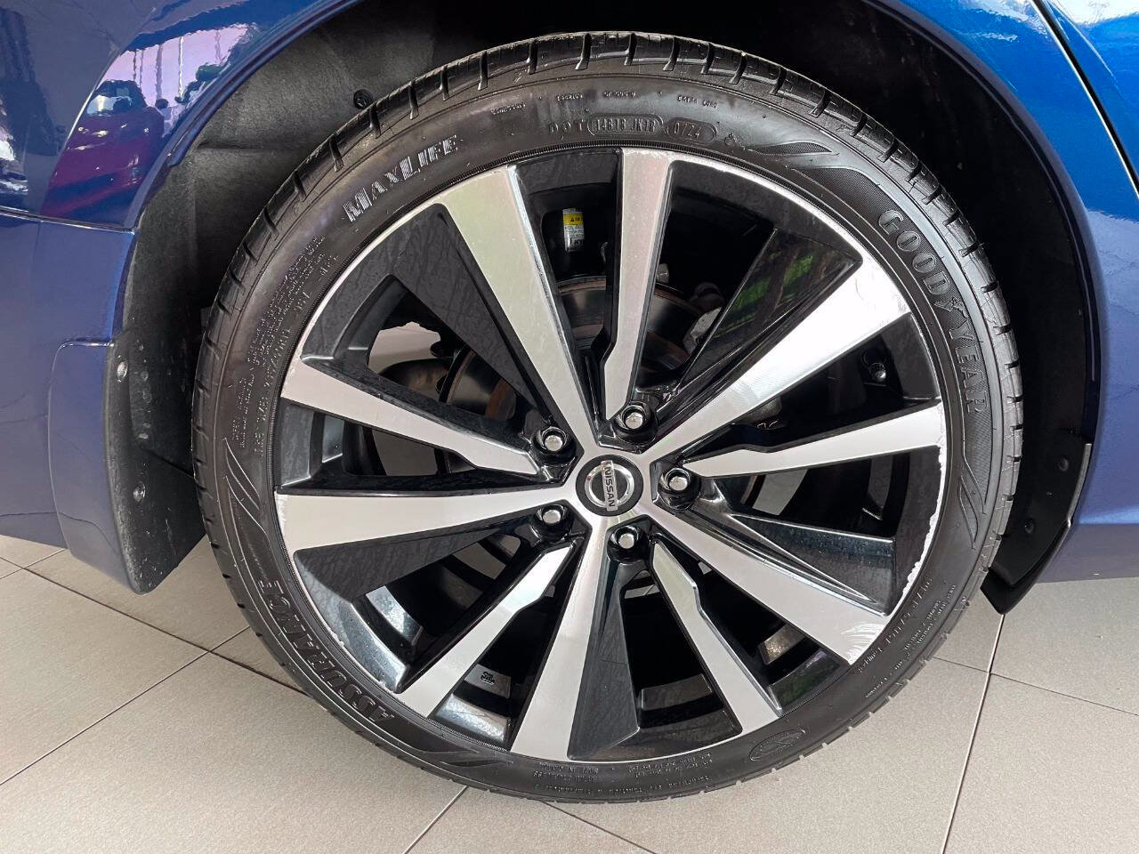 Used 2022 Nissan Altima 2.5 SR FWD image 12