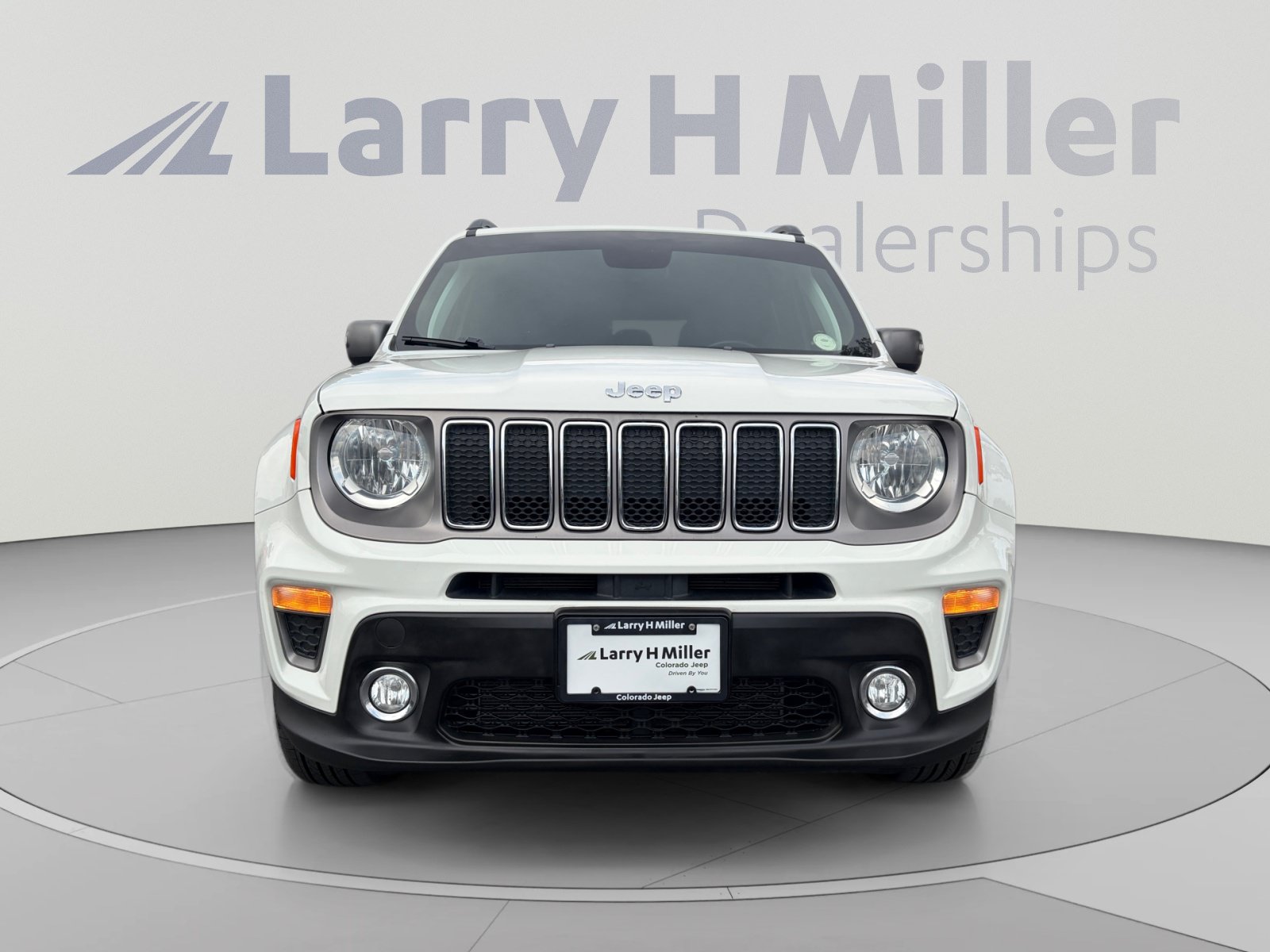 Used 2019 Jeep Renegade Limited AWD/4WD image 8