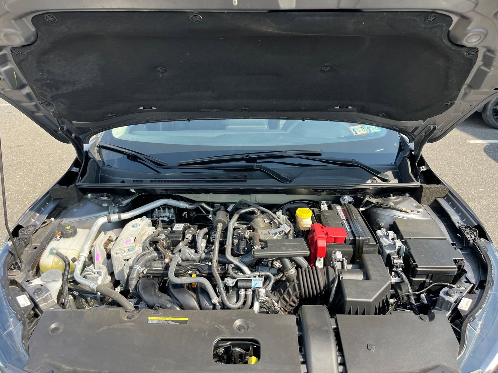 Used 2025 Nissan Sentra SV FWD image 31