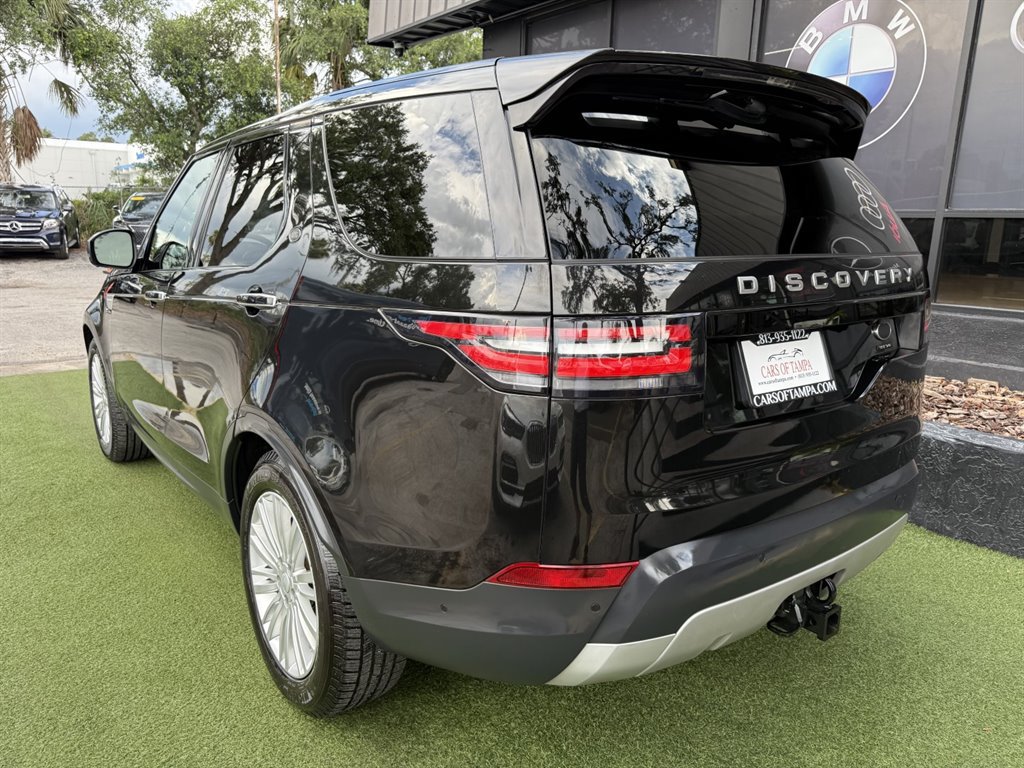 Used 2017 Land Rover Discovery HSE Luxury AWD/4WD image 4