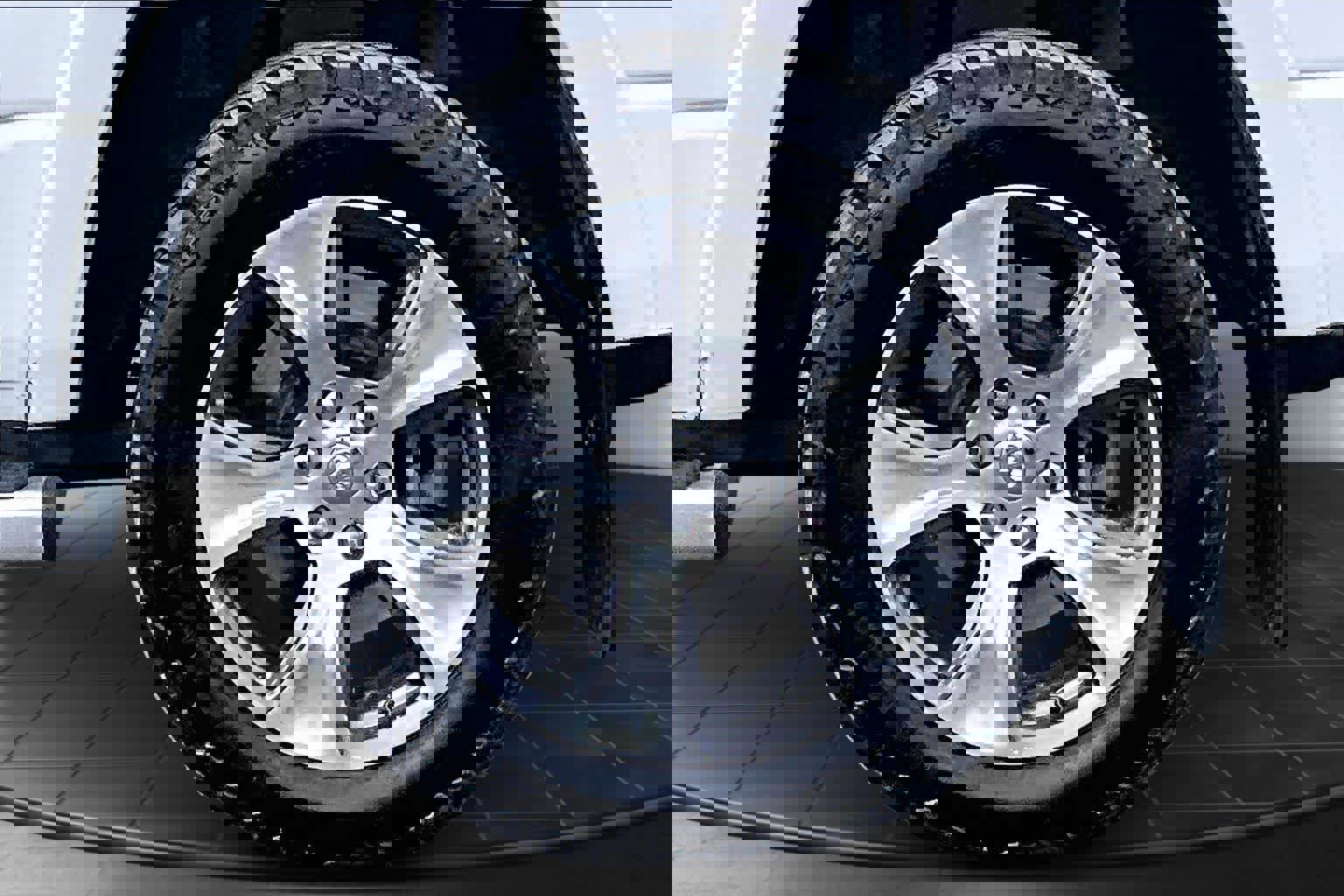 Used 2020 RAM 1500 Laramie image 36