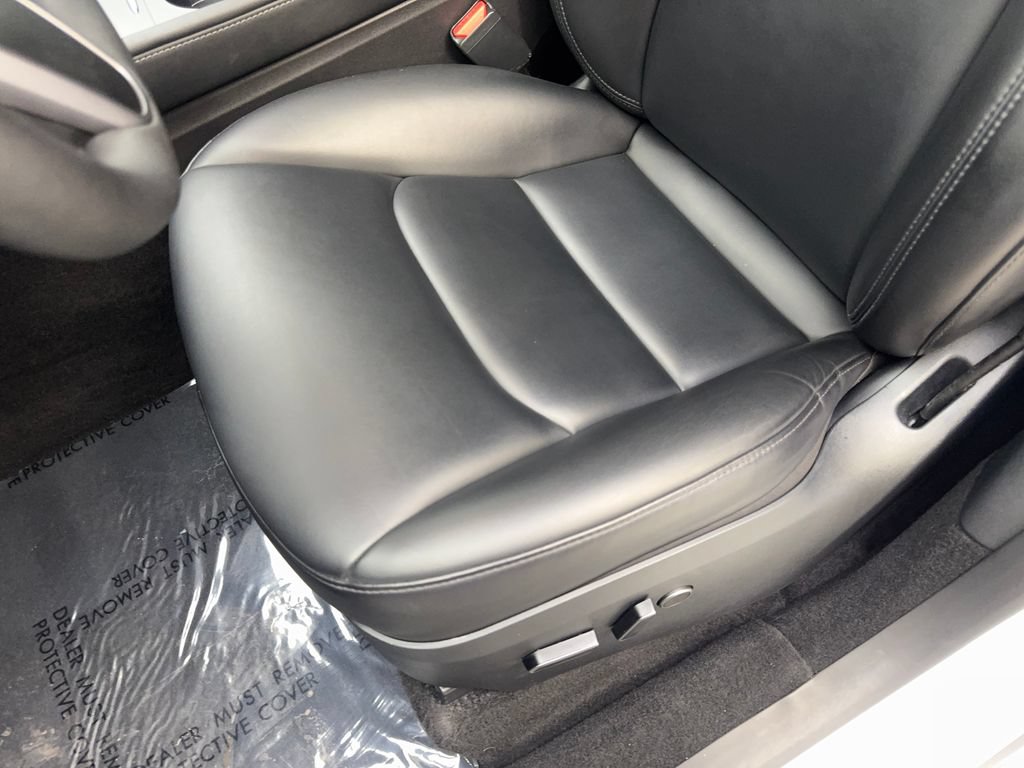 Used 2023 Tesla Model Y Long Range AWD/4WD image 27