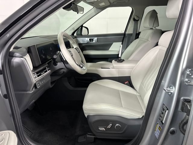 Certified 2025 Hyundai Santa Fe SEL image 40