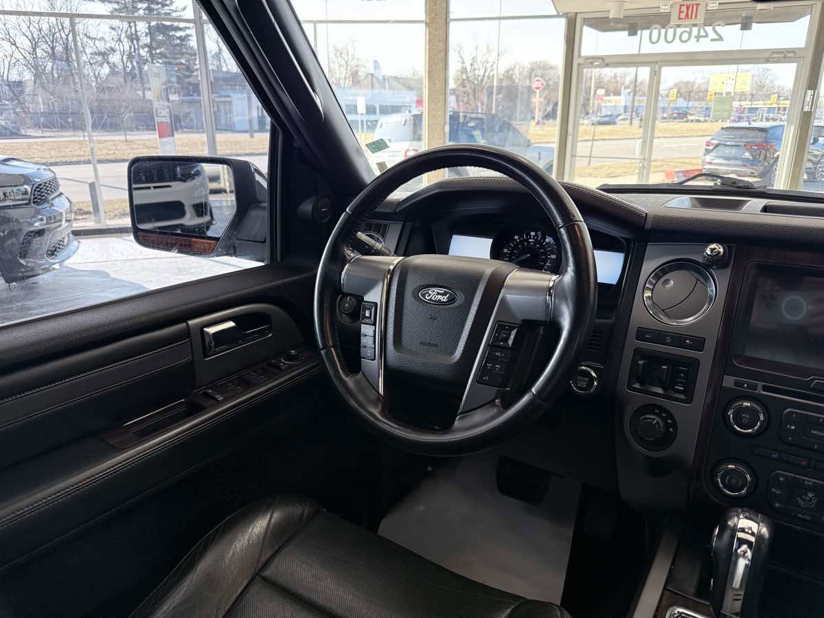 Used 2016 Ford Expedition EL Platinum image 44