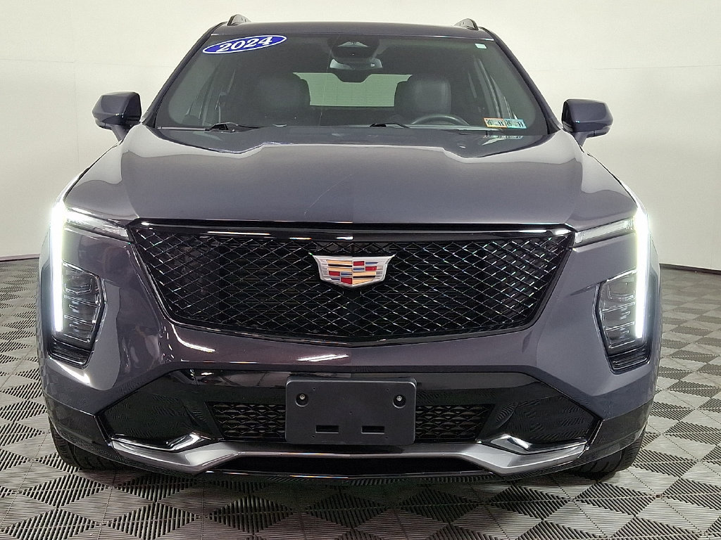 Certified 2024 Cadillac XT4 Sport w/ Cold Weather Package AWD/4WD image 5