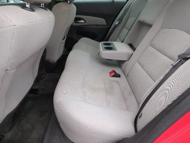 Used 2015 Chevrolet Cruze LT FWD image 19