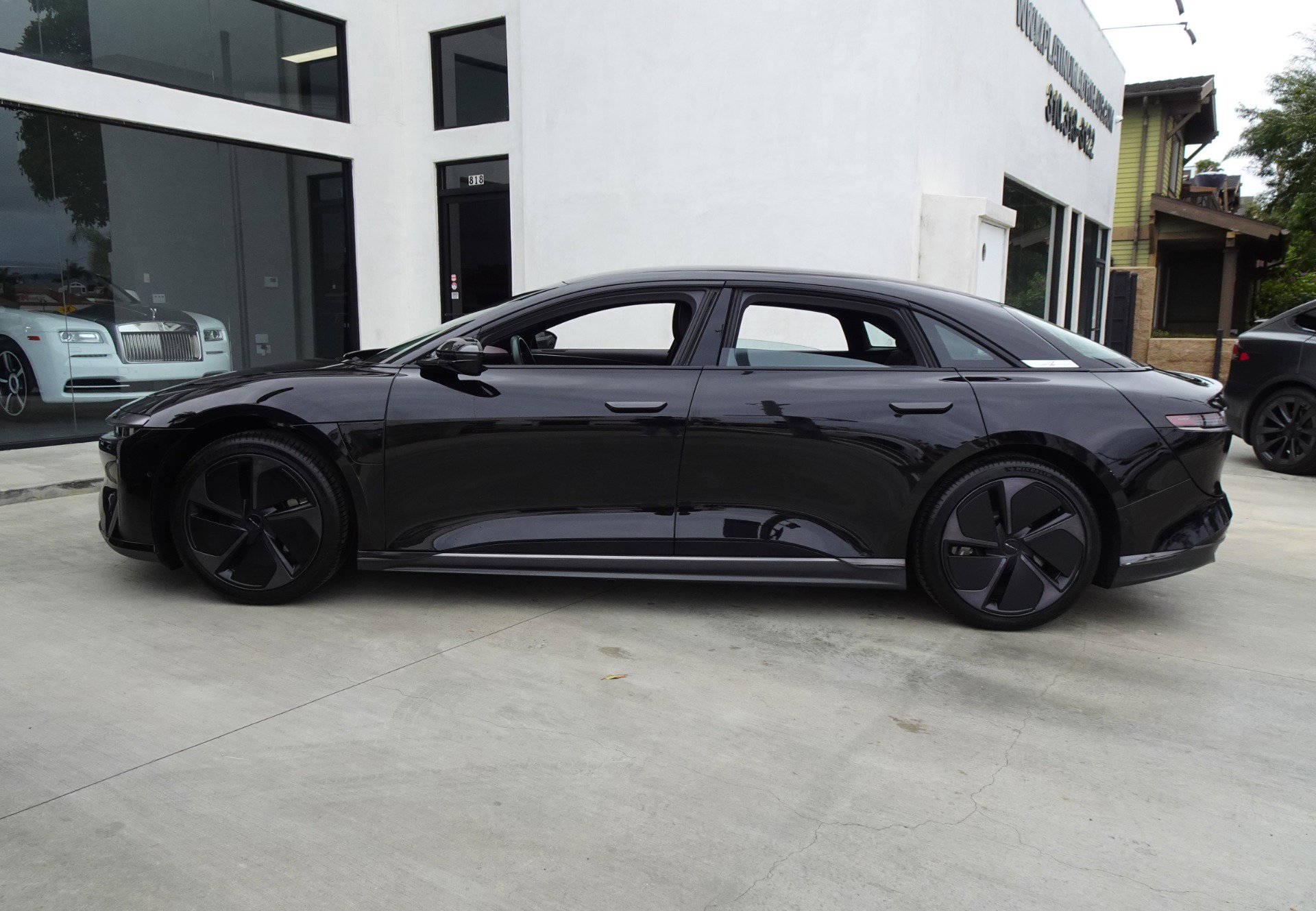 Used 2024 Lucid Air Pure RWD image 3
