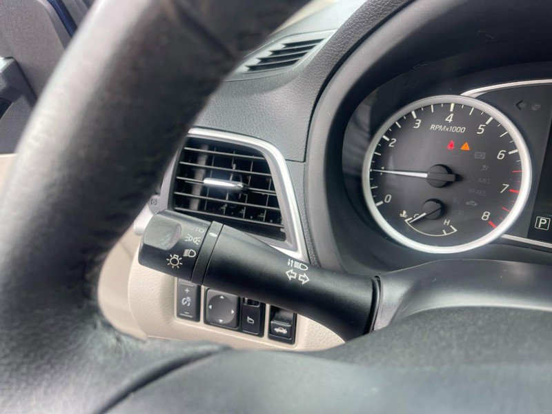 Used 2017 Nissan Sentra SV w/ Driver's Assist Package image 20