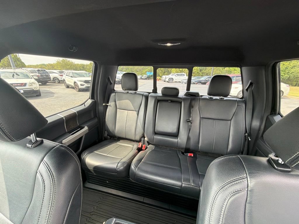 Used 2022 Ford F350 Lariat w/ Black Appearance Package AWD/4WD image 15