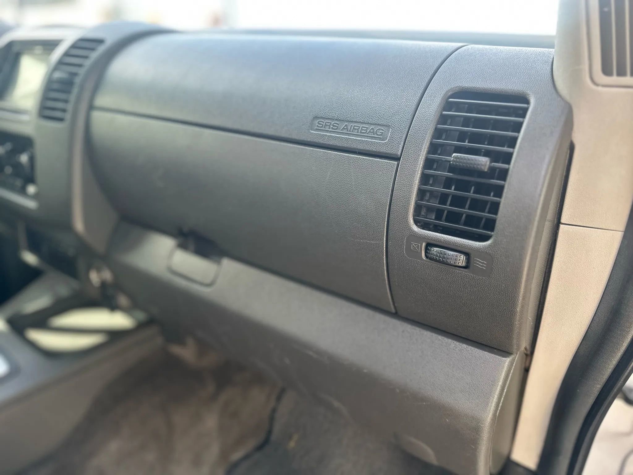 Used 2005 Nissan Frontier NISMO image 23