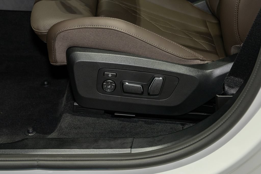 New 2026 BMW X3 M50 AWD/4WD image 21