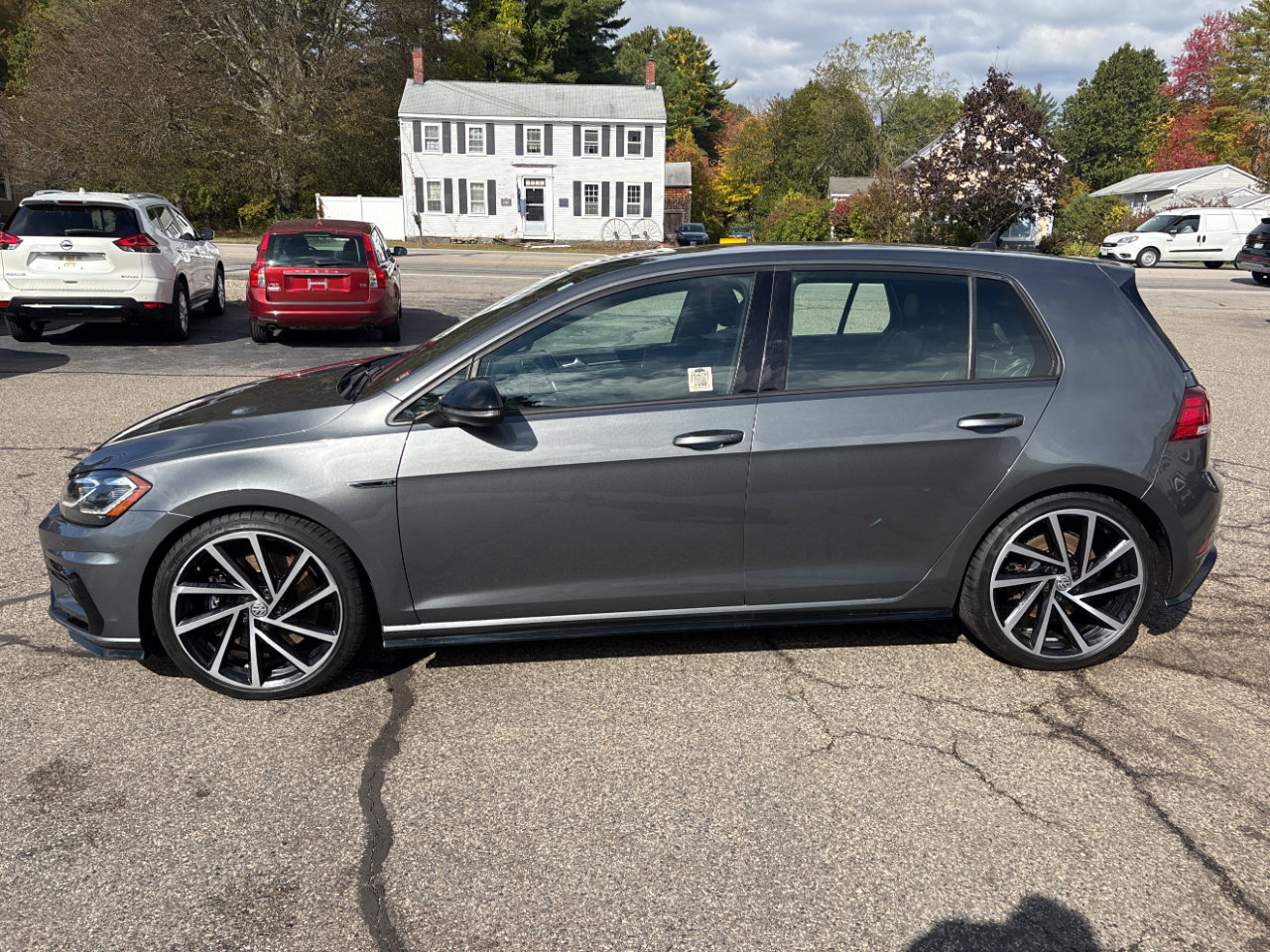 Used 2019 Volkswagen Golf R 4-Door image 2