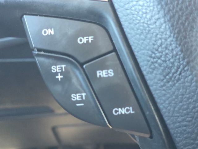 Used 2024 Ford Edge SEL w/ Convenience Package image 11