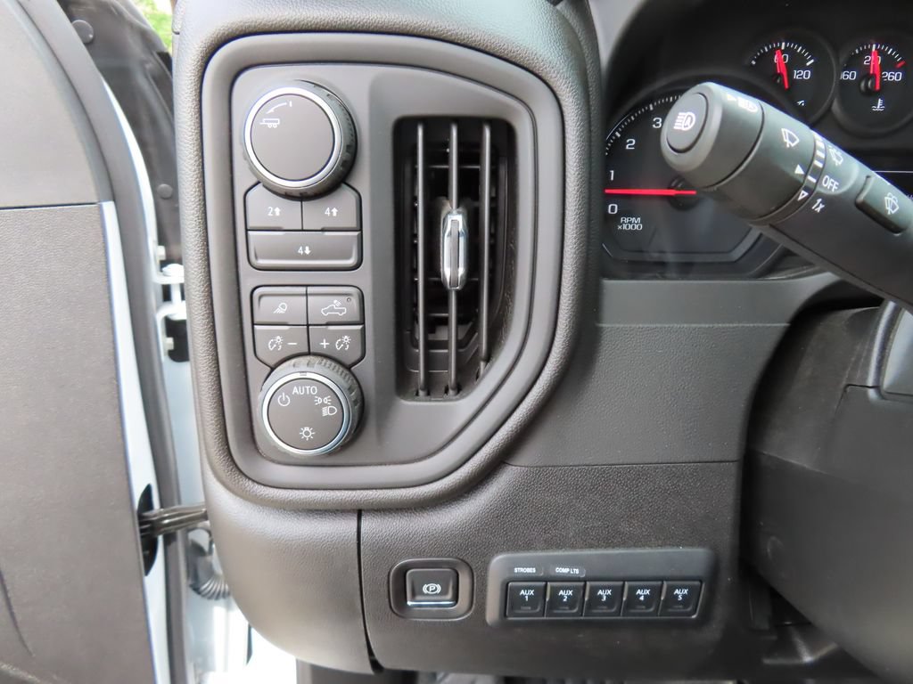New 2026 Chevrolet Silverado 3500 W/T w/ WT Convenience Package AWD/4WD image 11