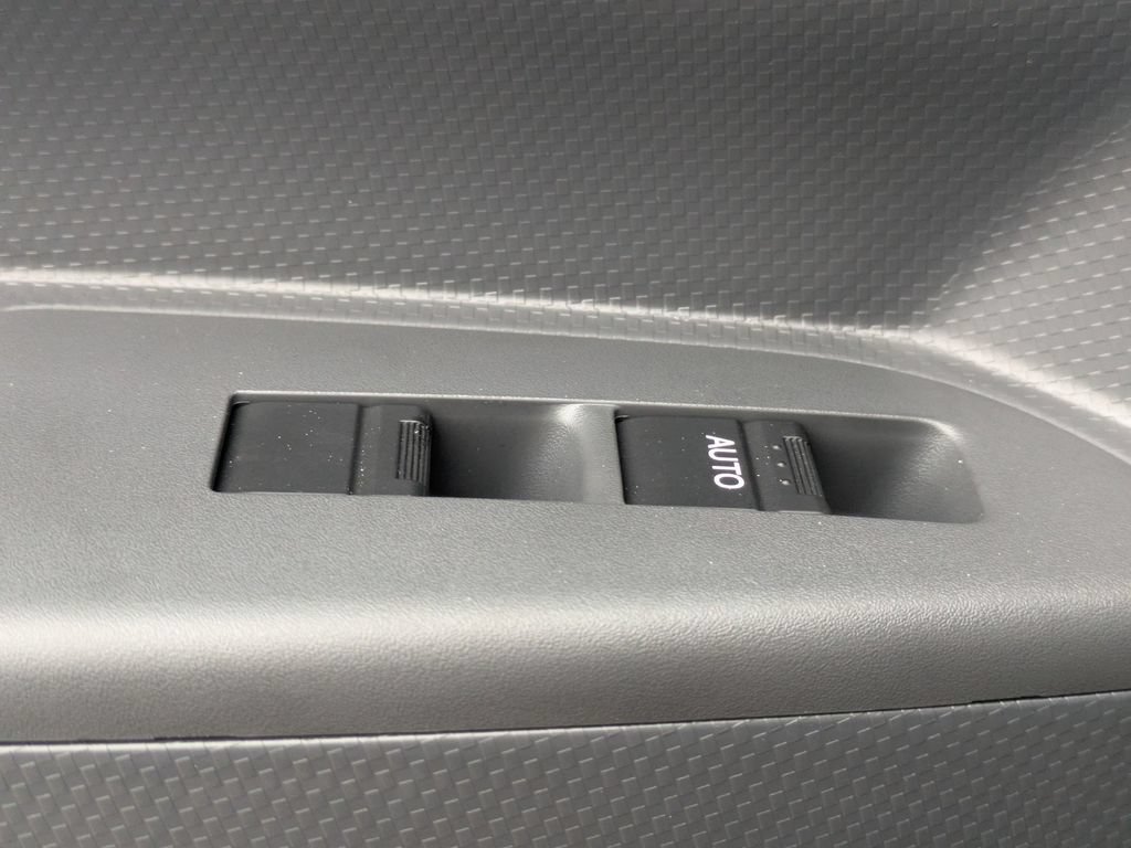 New 2026 Chevrolet Low Cab Forward RWD image 9