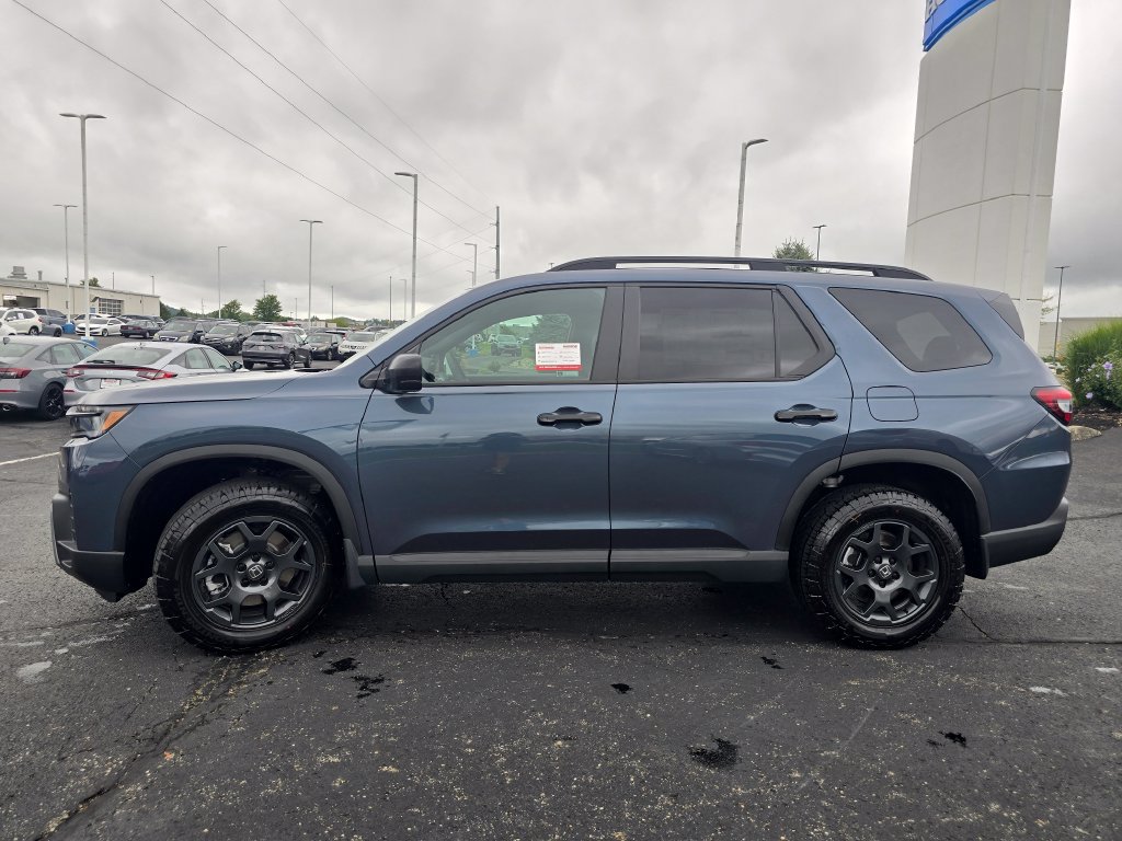 New 2026 Honda Pilot TrailSport image 5