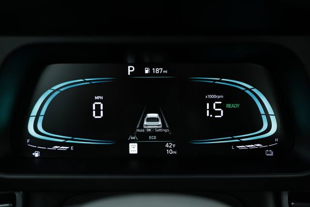 New 2026 Hyundai Elantra Hybrid FWD image 16