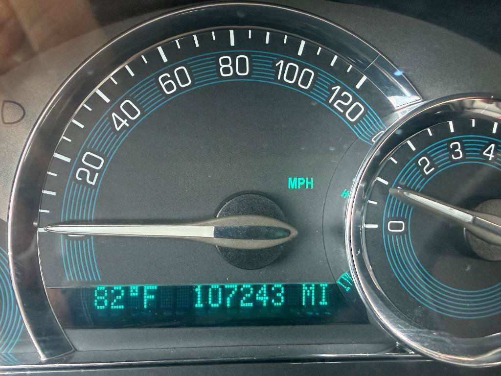 Used 2011 Chevrolet HHR LT FWD image 36
