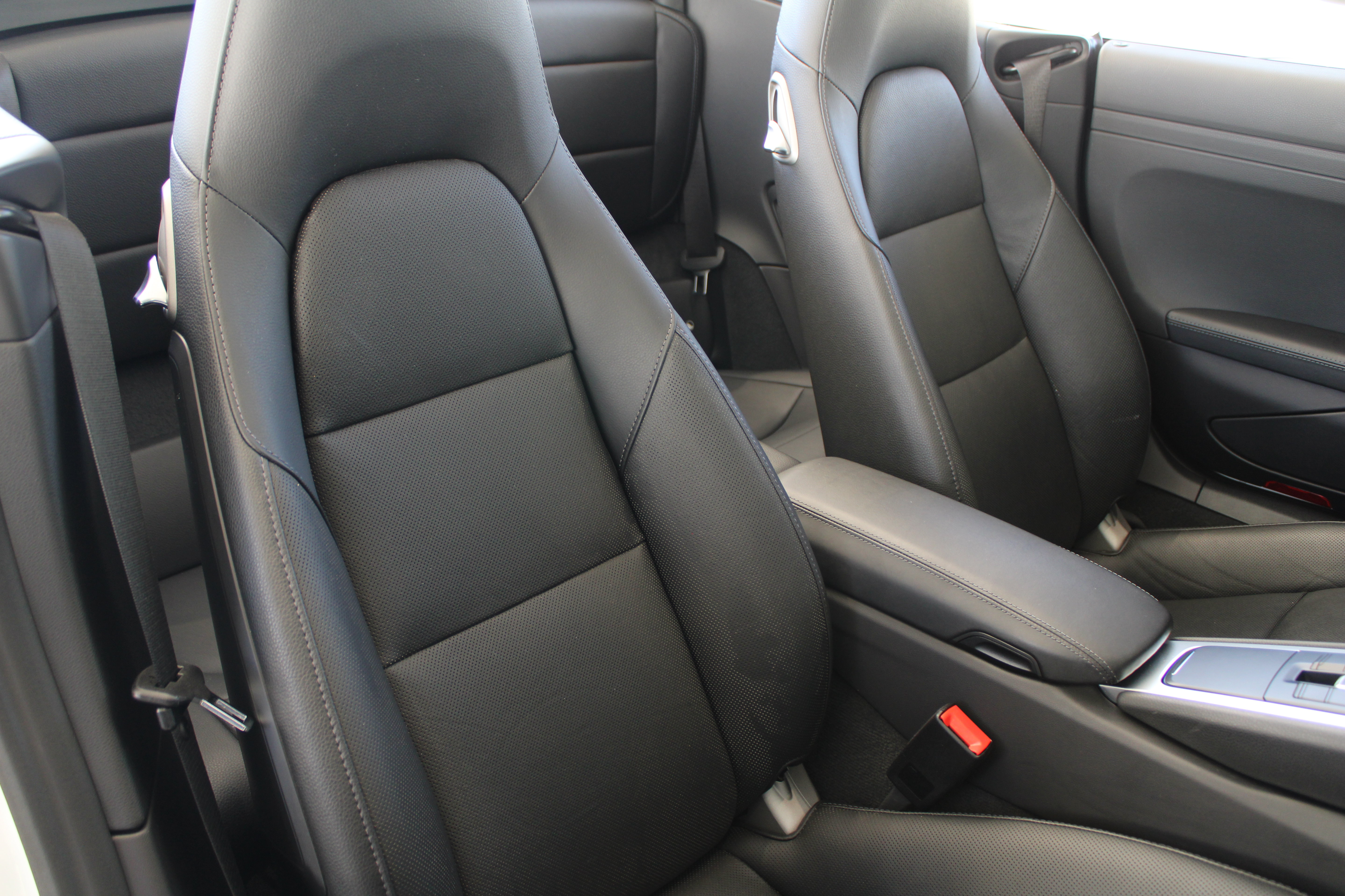 Certified 2018 Porsche 911 Carrera RWD image 29