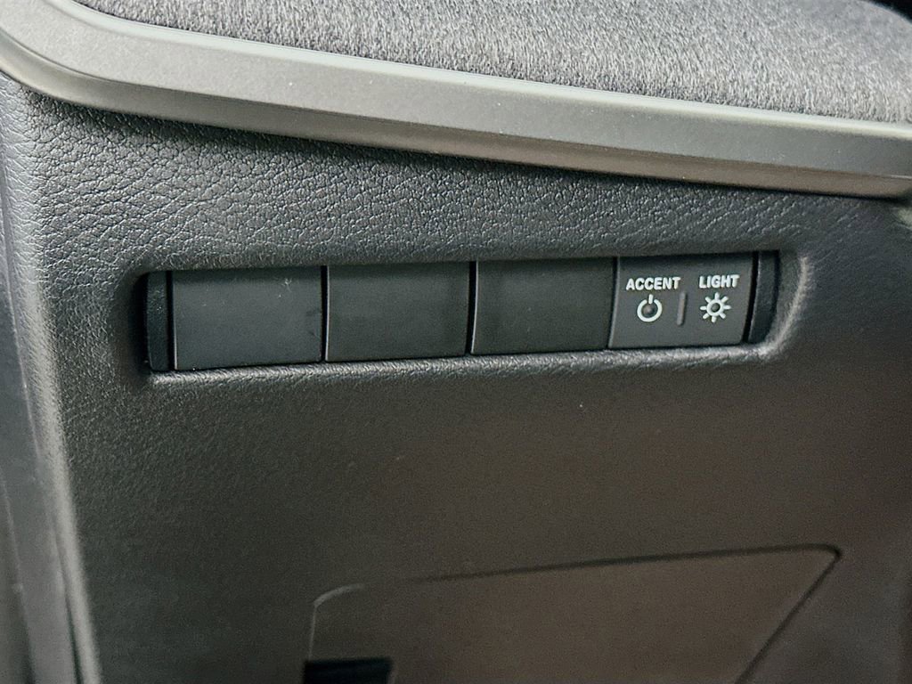 New 2026 Nissan Kicks SV w/ SV Premium Package image 15