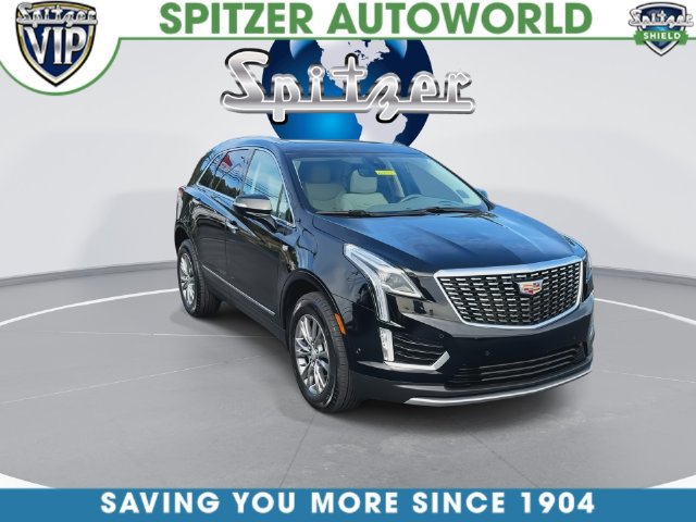 Used 2023 Cadillac XT5 Premium Luxury w/ Technology Package AWD/4WD image 3