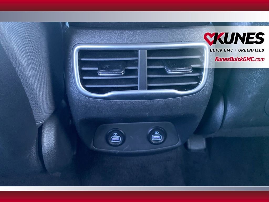 Used 2023 Hyundai Santa Fe SEL image 31