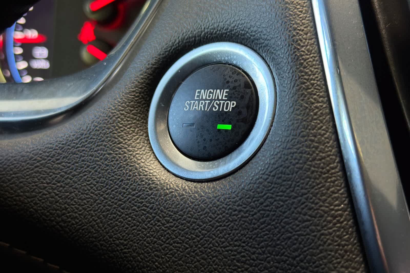 Used 2023 Chevrolet Traverse Premier w/ Redline Edition FWD image 26