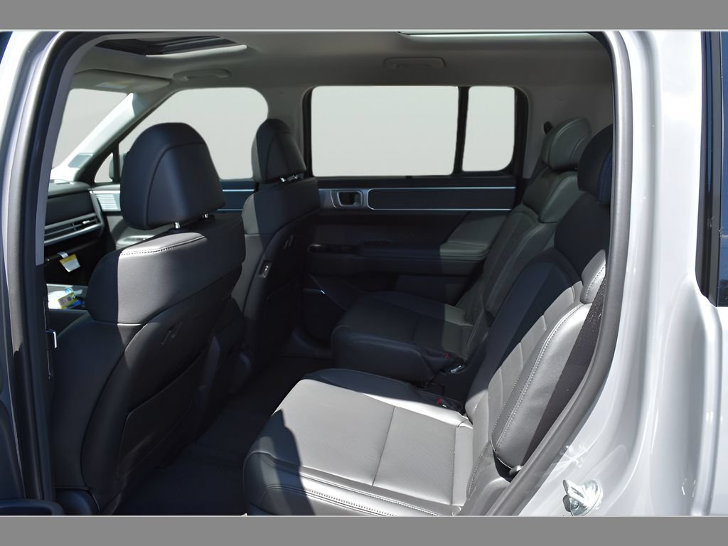 New 2026 Hyundai Santa Fe Limited FWD image 11