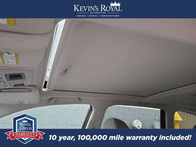 Used 2015 Subaru Forester 2.5i Premium w/ All-Weather Package AWD/4WD image 10