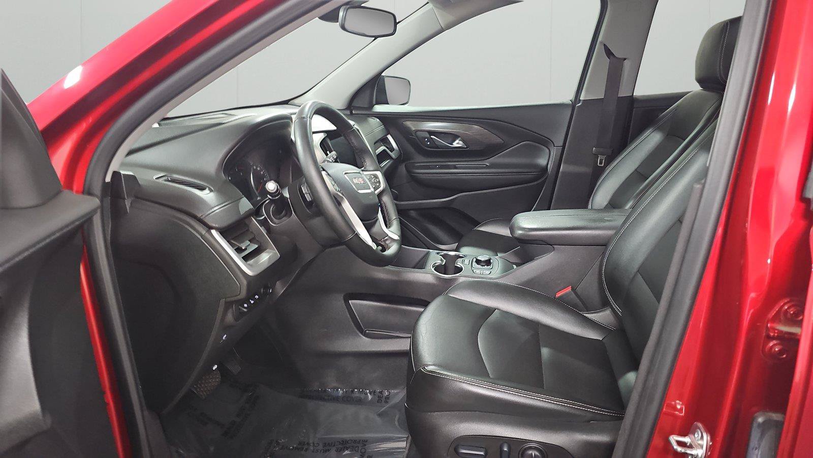 Used 2024 GMC Terrain SLT w/ Tech Package AWD/4WD image 10