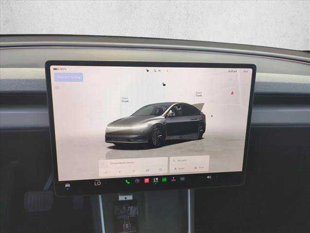 Used 2026 Tesla Model Y 2WD image 18